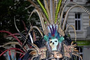 Exotischer Tanz beim Kiezfest-Florastraßenfest